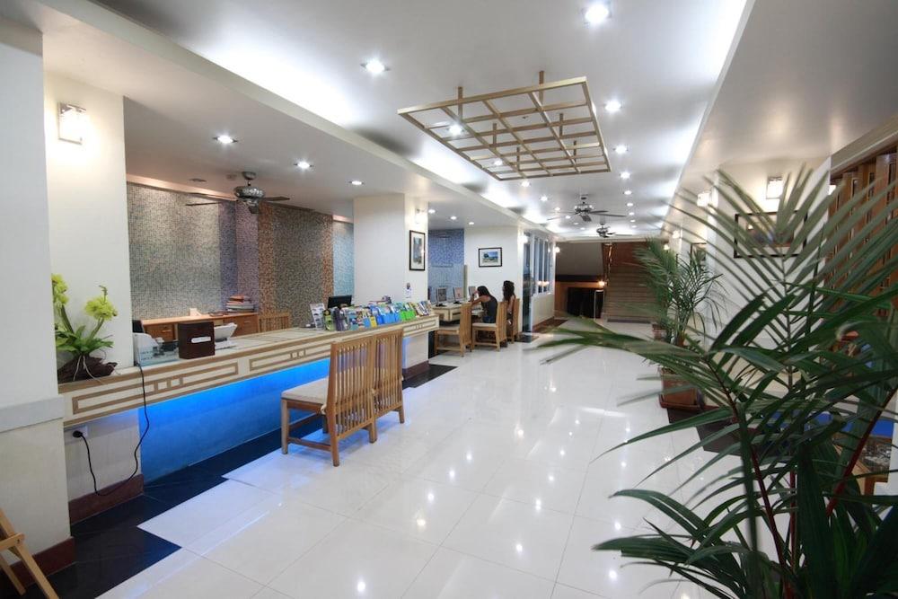 First Residence Hotel - Lobby