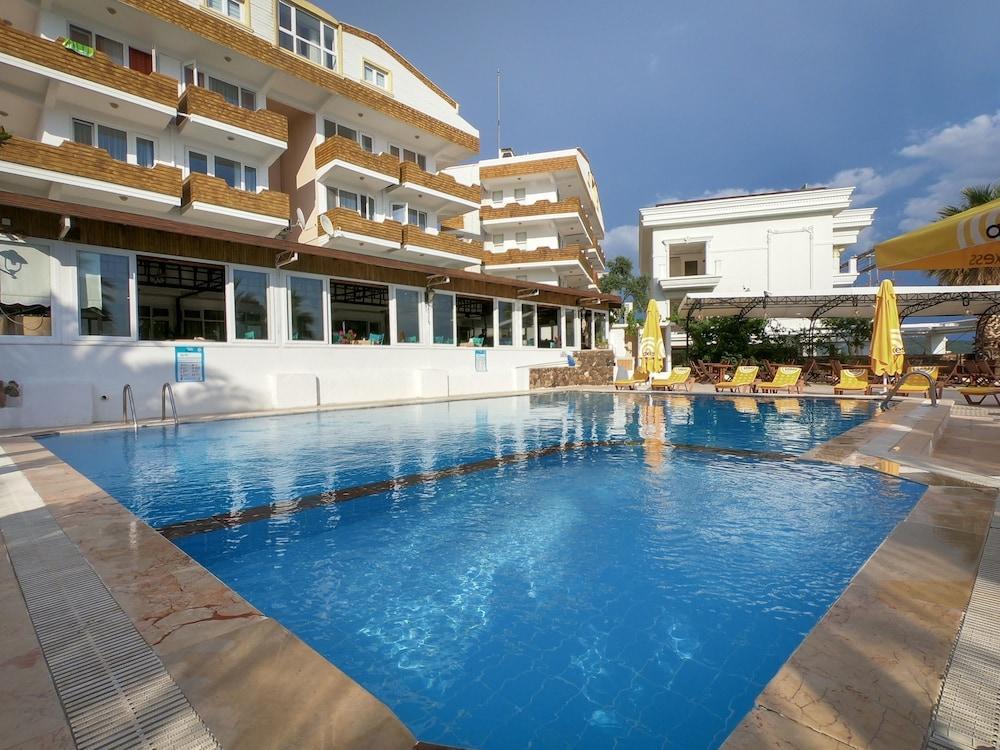Cunda Panorama Hotel - Outdoor Pool