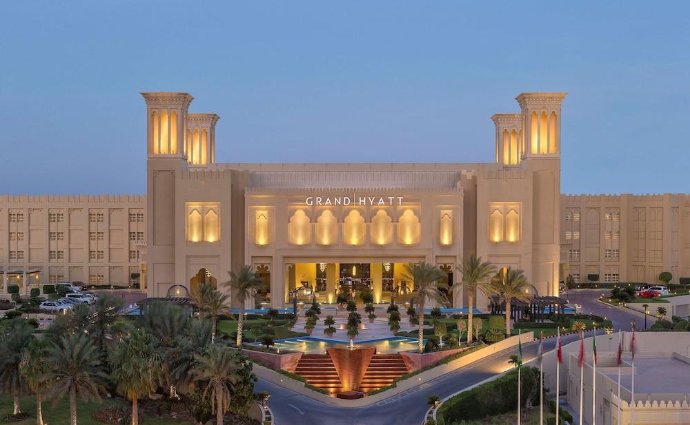 Grand Hyatt Doha Hotel and Villas - Exterior