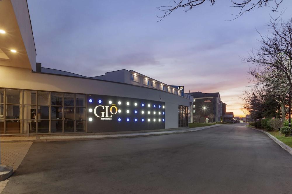GLō Best Western Mississauga Corporate Centre - Featured Image