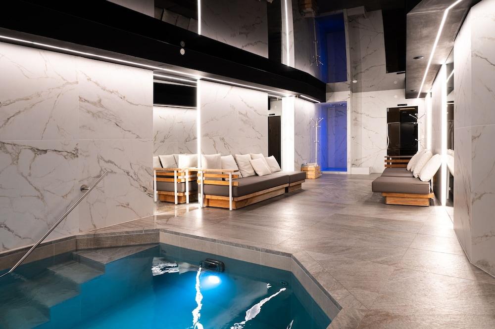 Boutique Hotel Albana Real - Restaurants & Spa - Indoor Pool