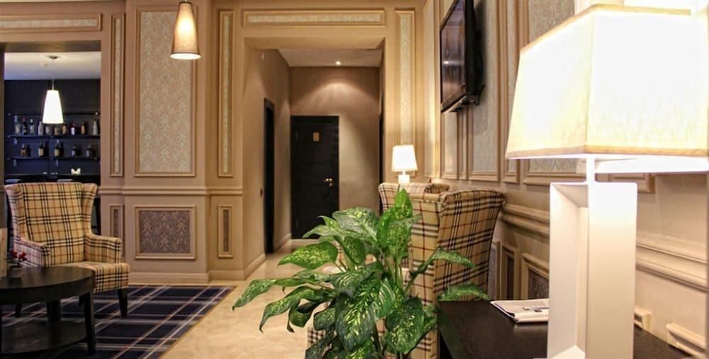 فندق مانهاتان في أستانا - Featured Image