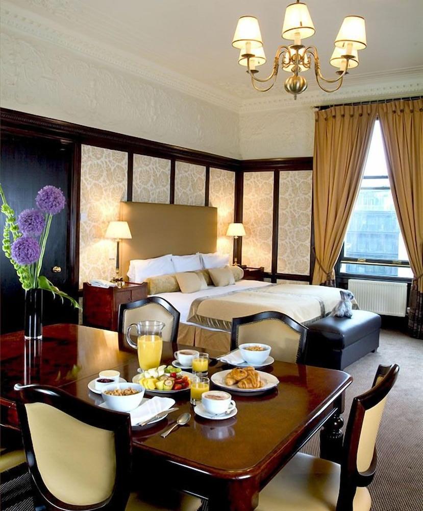 Parliament House Hotel - Room
