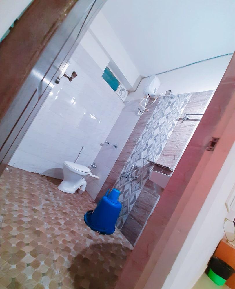 Rachana Palace - Bathroom