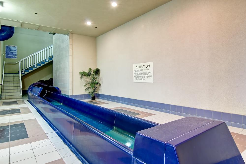 Hampton Inn by Hilton Kamloops - Pool