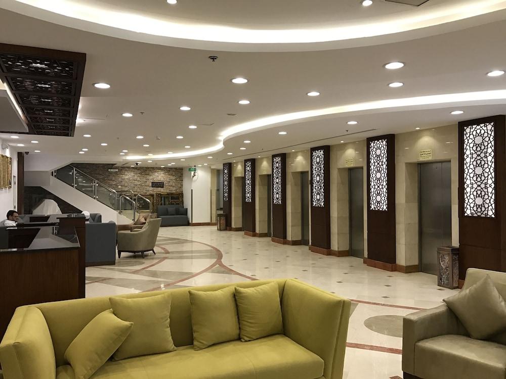 Concorde Dar Al Khair Hotel - Lobby Sitting Area