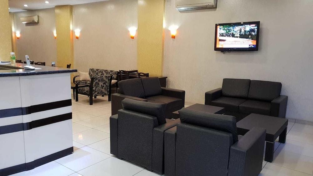 Dilara Hotel - Lobby Sitting Area