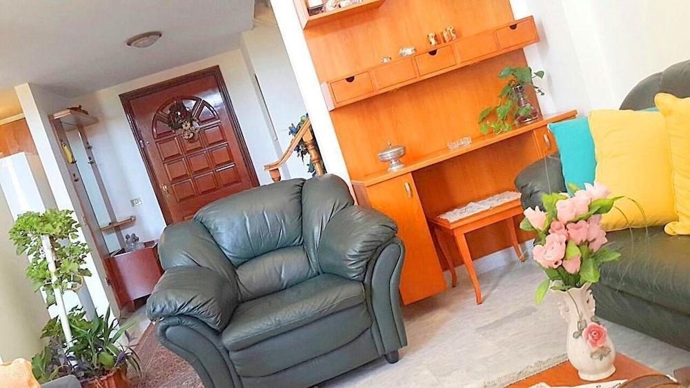 AlSaeed Residence - Living Room