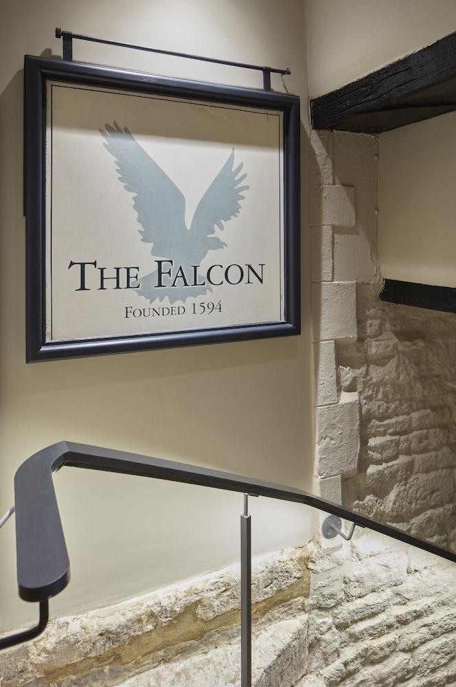 The Falcon Hotel - Exterior detail