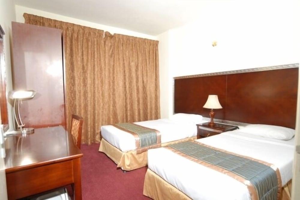 Royal Plaza Hotel Apartments - Room