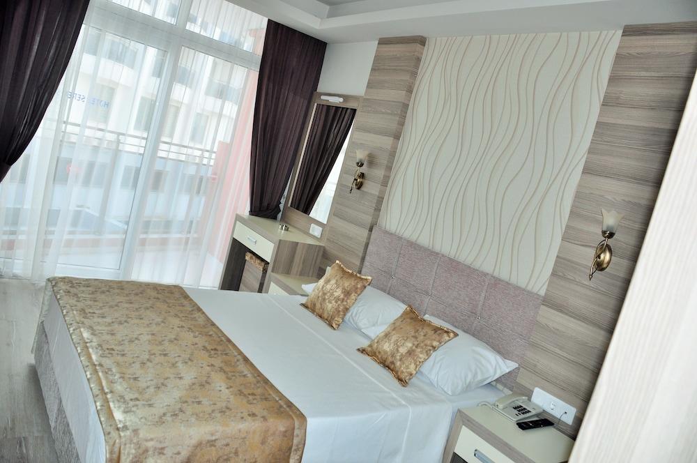 Seren Sari Hotel - Room