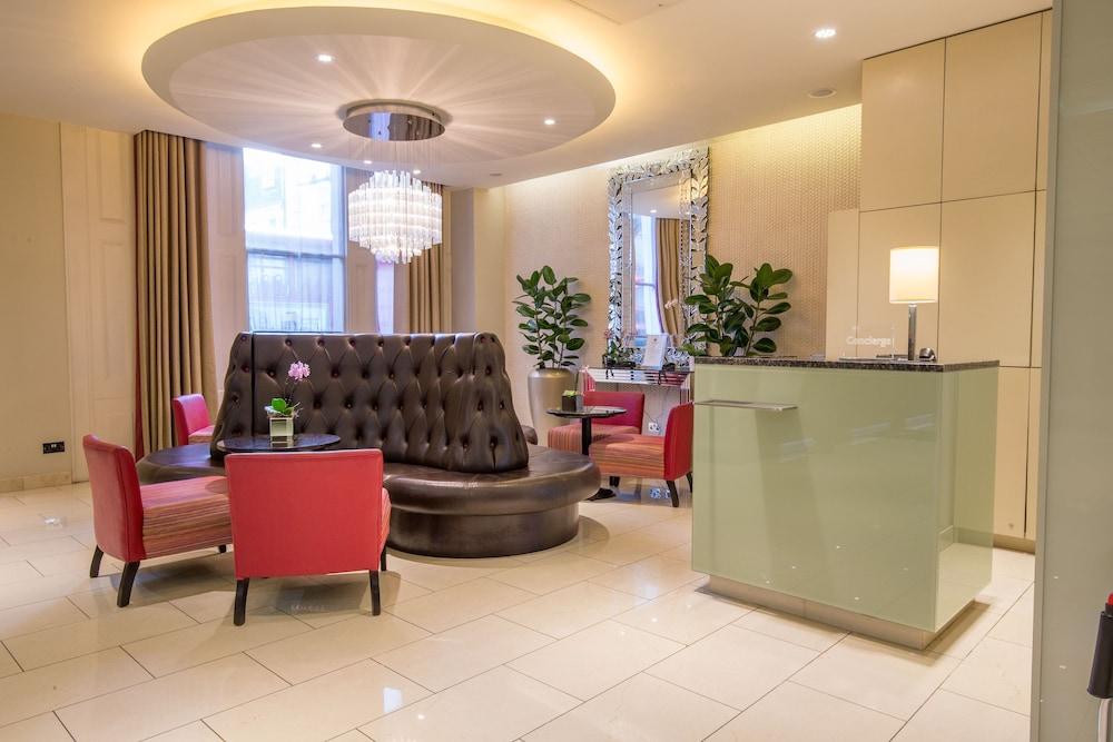 Doubletree by Hilton London Marble Arch - Lobby Sitting Area