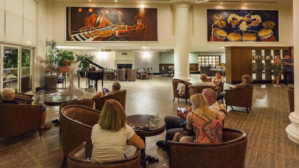 Starlight Resort Hotel - All Inclusive - Lobby Lounge