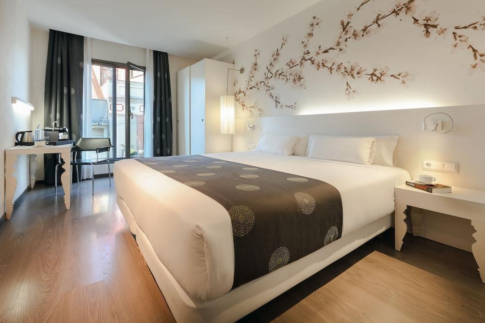 Ramblas Hotel powered by Vincci Hoteles - Featured Image