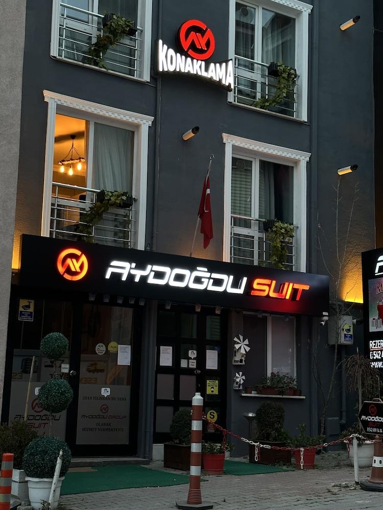 Aydogdu Suit - Exterior