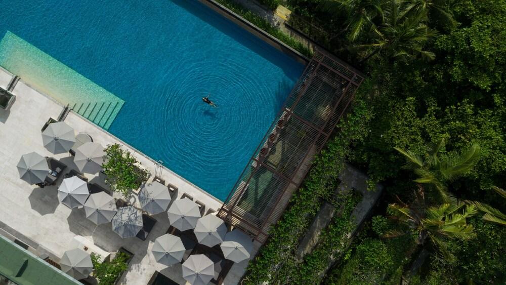 InterContinental Bali Sanur Resort, an IHG Hotel - Waterslide