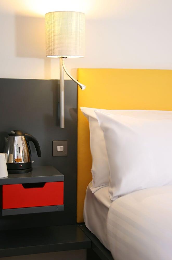 Sleeperz Hotel Cardiff - Room