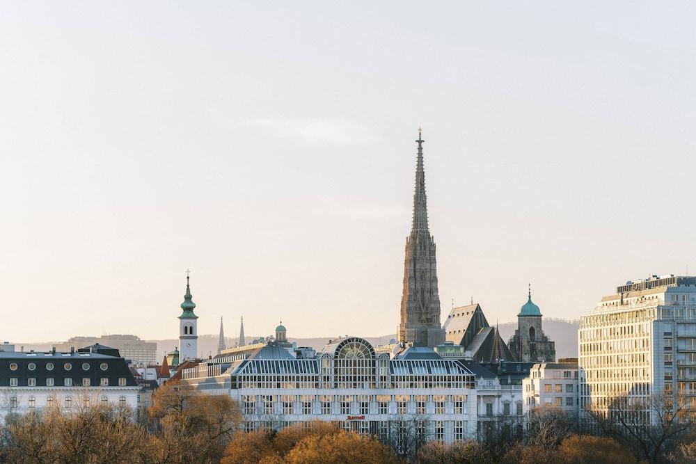Vienna Marriott Hotel - Featured Image