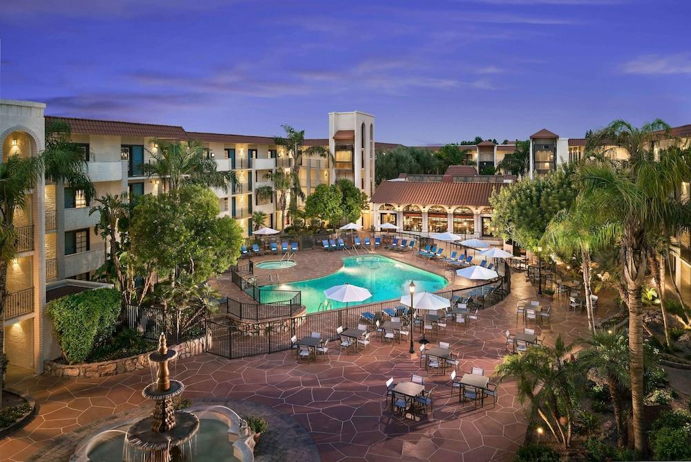 Embassy Suites by Hilton Scottsdale Resort - Featured Image
