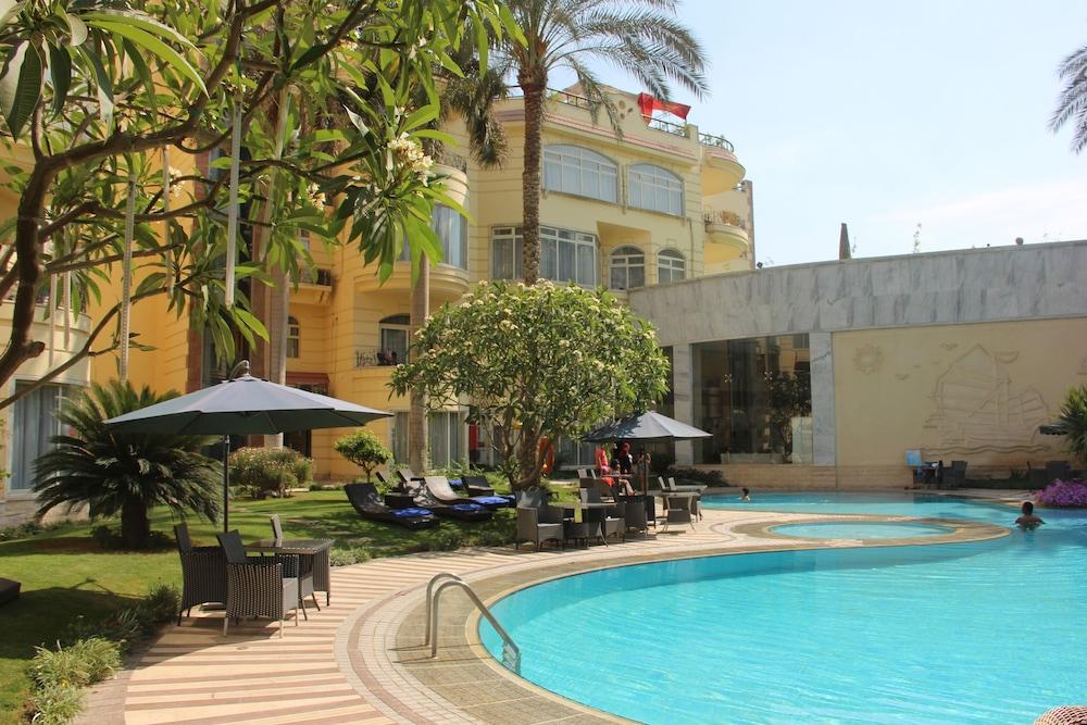 Soluxe Cairo Hotel - Featured Image