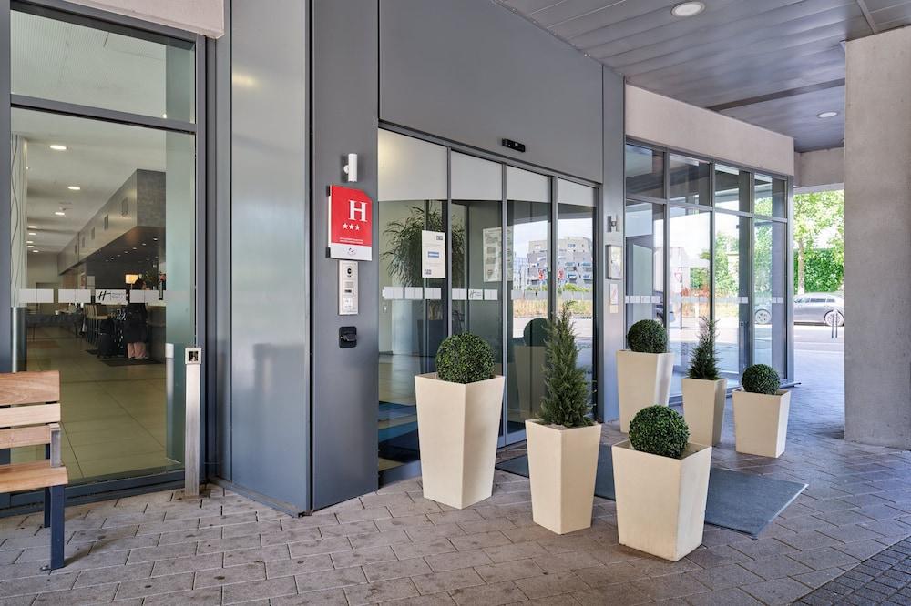 Holiday Inn Express Strasbourg - Centre, an IHG Hotel - Featured Image
