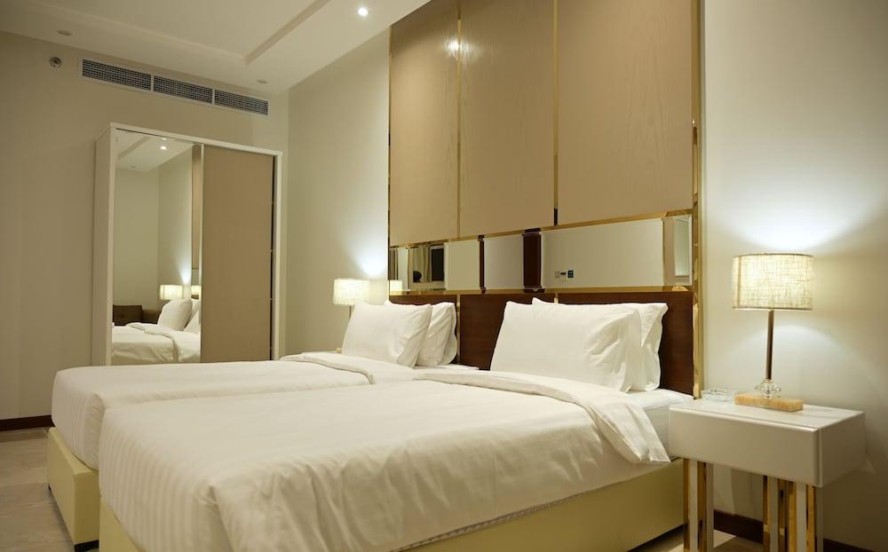 Sela Hotel - Room
