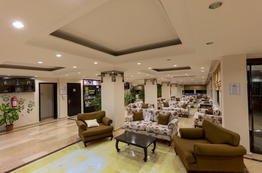 Titan Club Hotel Ultra All Inclusive - Lobby