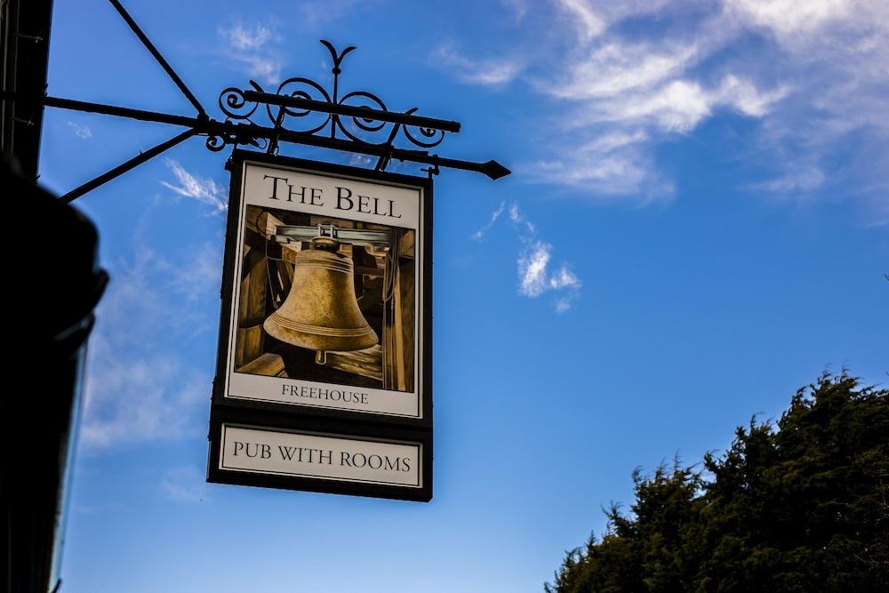 The Bell Alderminster - Exterior