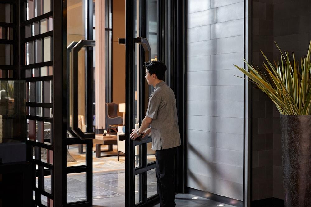 Four Seasons Hotel Seoul - Lobby