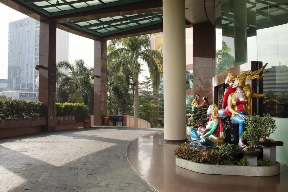 Hotel Ciputra Jakarta - Lobby