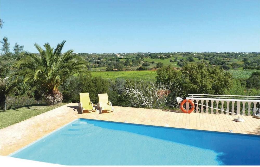 Nice Home in Albufeira With Wifi and 3 Bedrooms - Exterior