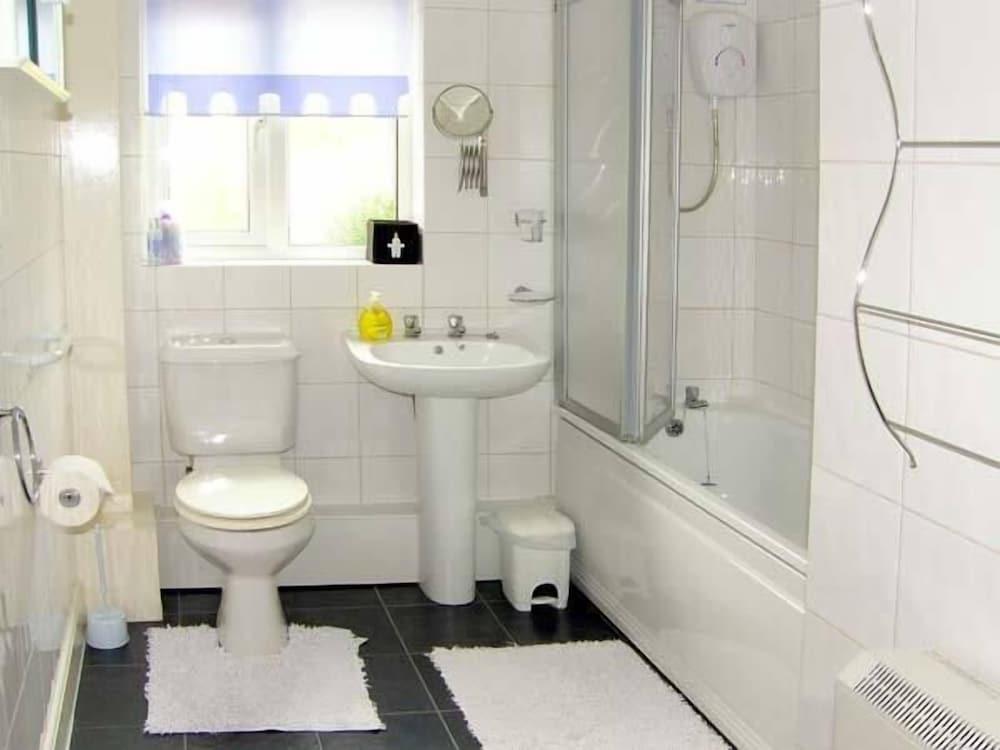فينون ديوي - Bathroom