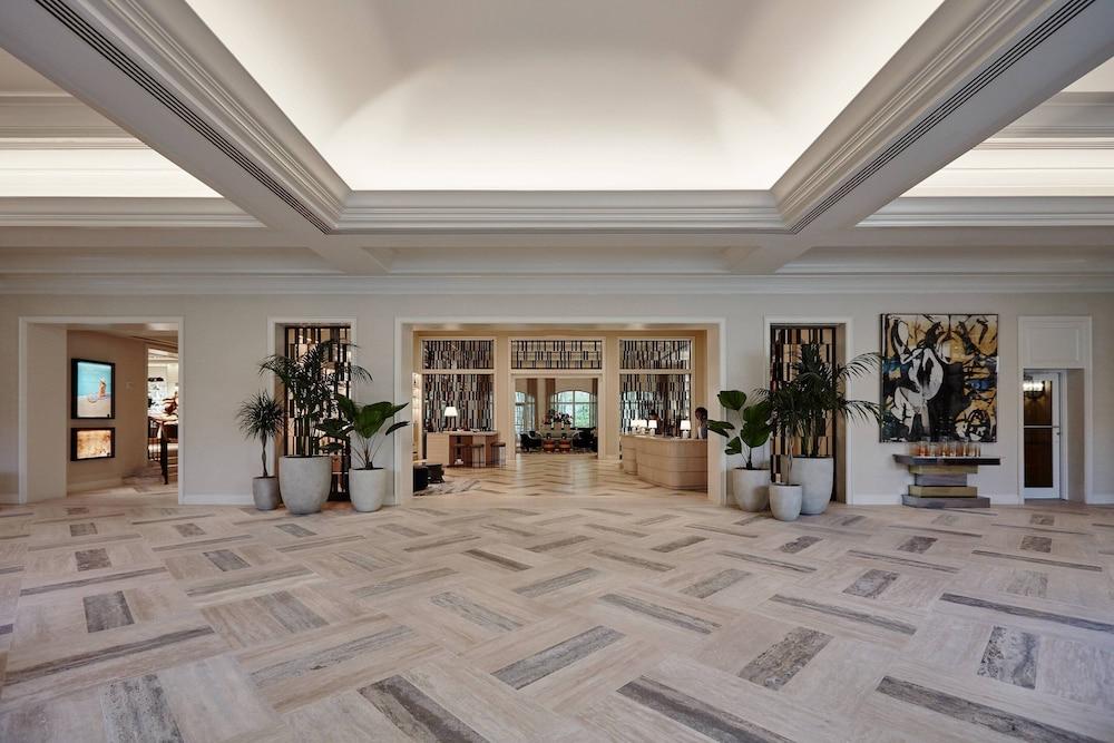 JW Marriott Turnberry Resort & Spa - Lobby