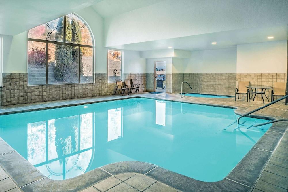 La Quinta Inn & Suites by Wyndham Moscow Pullman - Pool