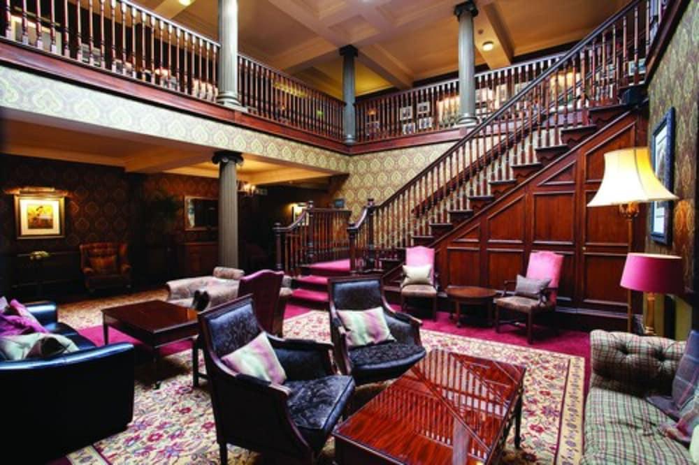 Thainstone House - Lobby Lounge