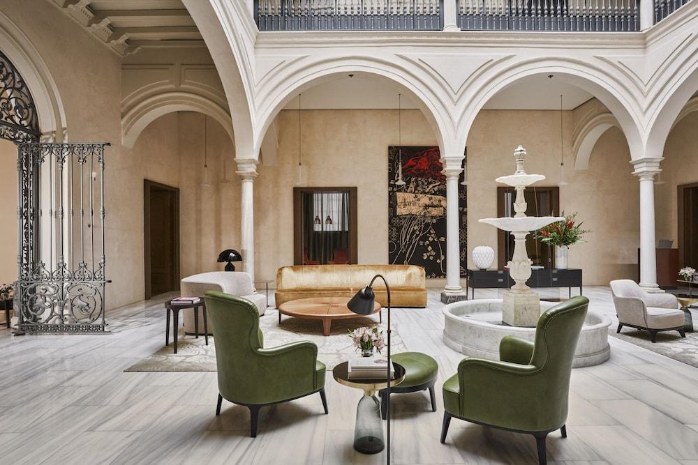 Hotel Mercer Sevilla - Lobby Sitting Area