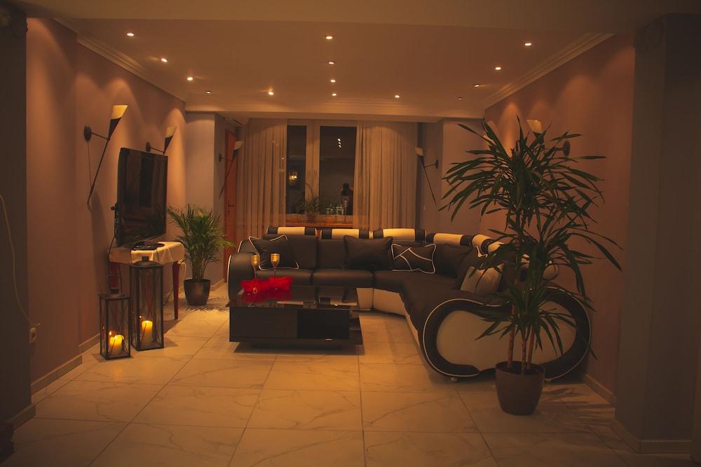 Hotel Alpenrose - Lobby Lounge