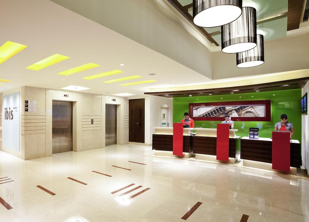 ibis Mumbai Airport Hotel - Lobby