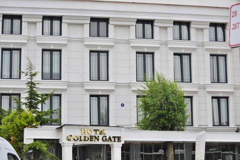 Hotel Goldengate - Featured Image