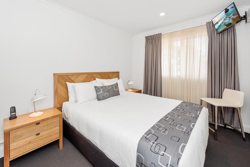 Fawkner Executive Suites & Serviced Apartments - Room