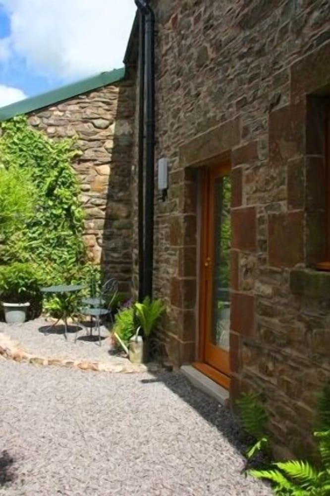 Ghyll Farm Bed & Breakfast - Exterior