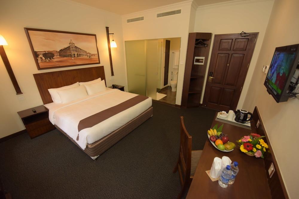 Hotel Nippon Colombo - Room