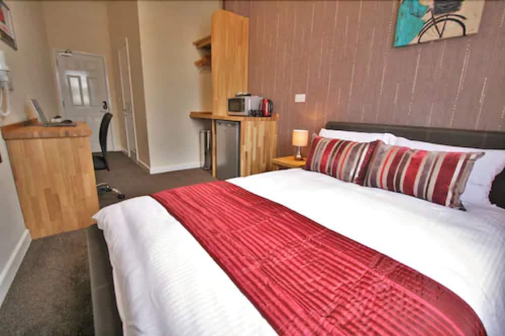 Central Hotel Gloucester by Roomsbooked - Room