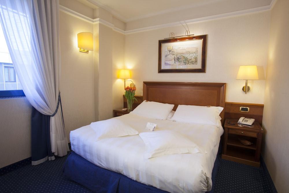 Hotel Berna - Room