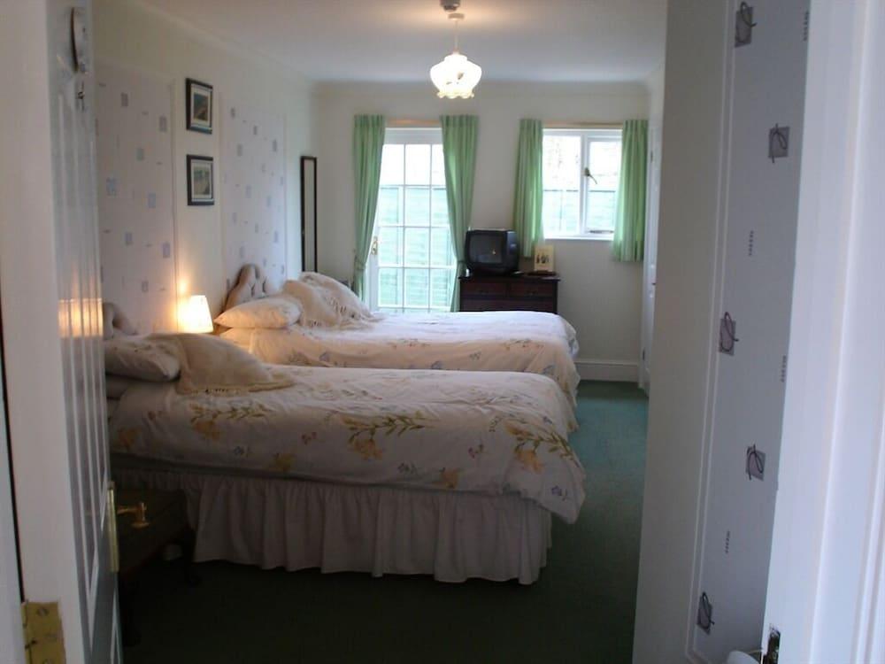 Rosedene Guesthouse - Room