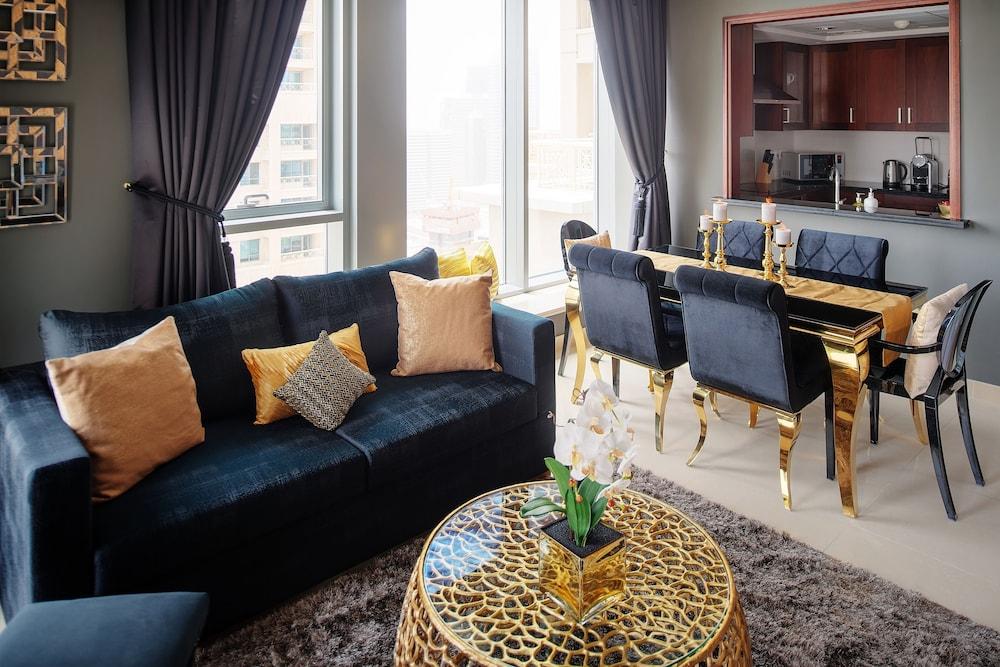 Dream Inn Dubai – 29 Boulevard with Private Terrace - Interior