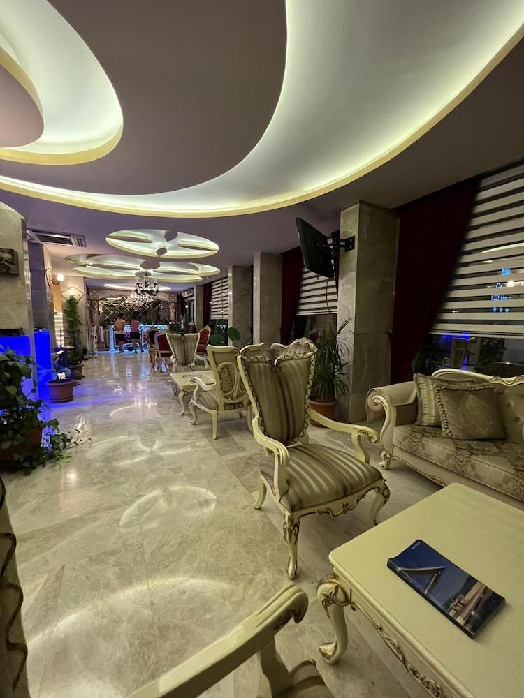 Grand Ezel Hotel - Lobby Sitting Area