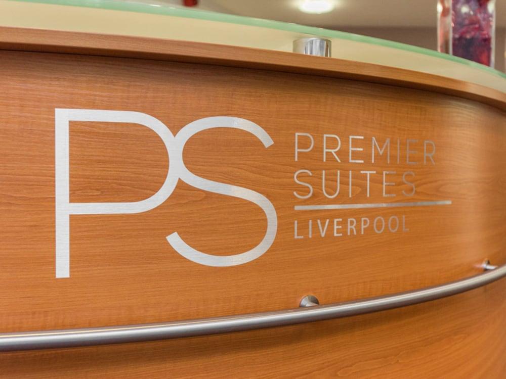 PREMIER SUITES Liverpool - Room