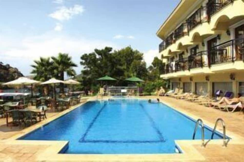 Dalyan Tezcan Hotel - Outdoor Pool