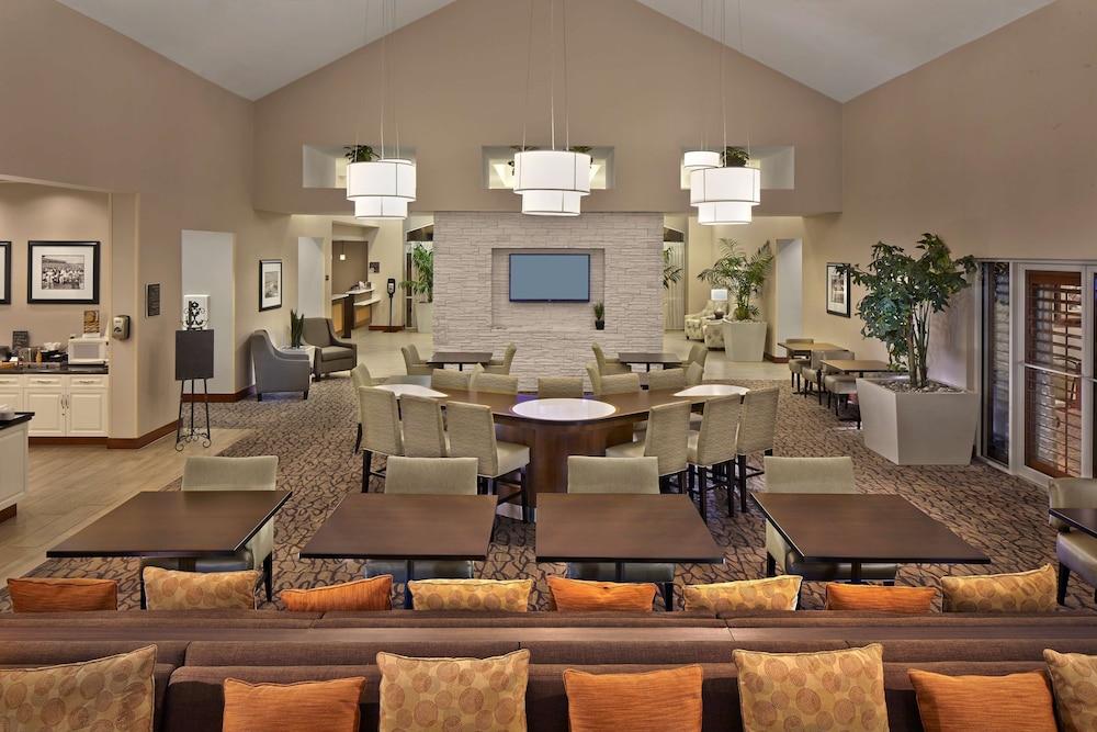 Homewood Suites by Hilton Daytona Beach Speedway-Airport - Lobby Sitting Area